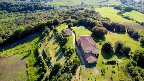 Proprietà Airbnb di successo: Tenuta Tegolaia a Montecatini Val Di Cecina