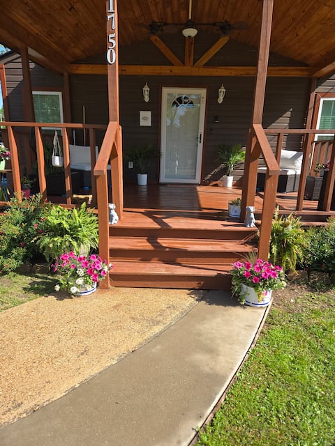 Kim's Golden Getaway