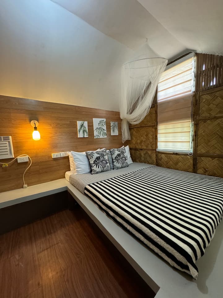 NIPA HUT 3: Dormitorio