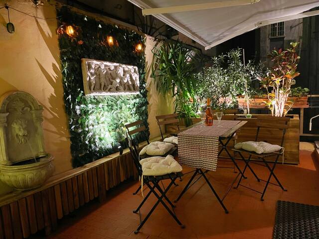 Casa Antica mit großer Privat-Terrasse in Rom gallery image 3