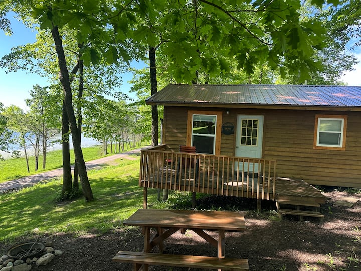 Little Cedar Cabin at Aitkin Lake Resort Cabins for Rent in McGregor