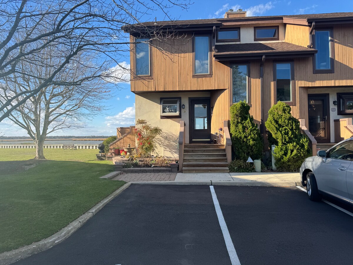 Waterfront Summer/Winter Bayfront View and Sunsets in Ocean City — property photo 6