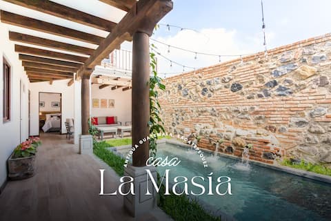 La Masia, Family Home with Pool