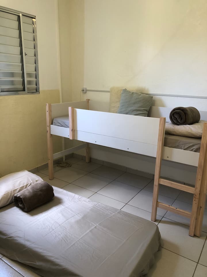 Un matelas peut être ajouté pour le 4e voyageur.