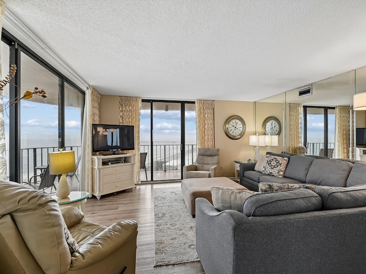 Edgewater Tower Ii #912 | Fantastic Amenities! - Panama City Beach, FL