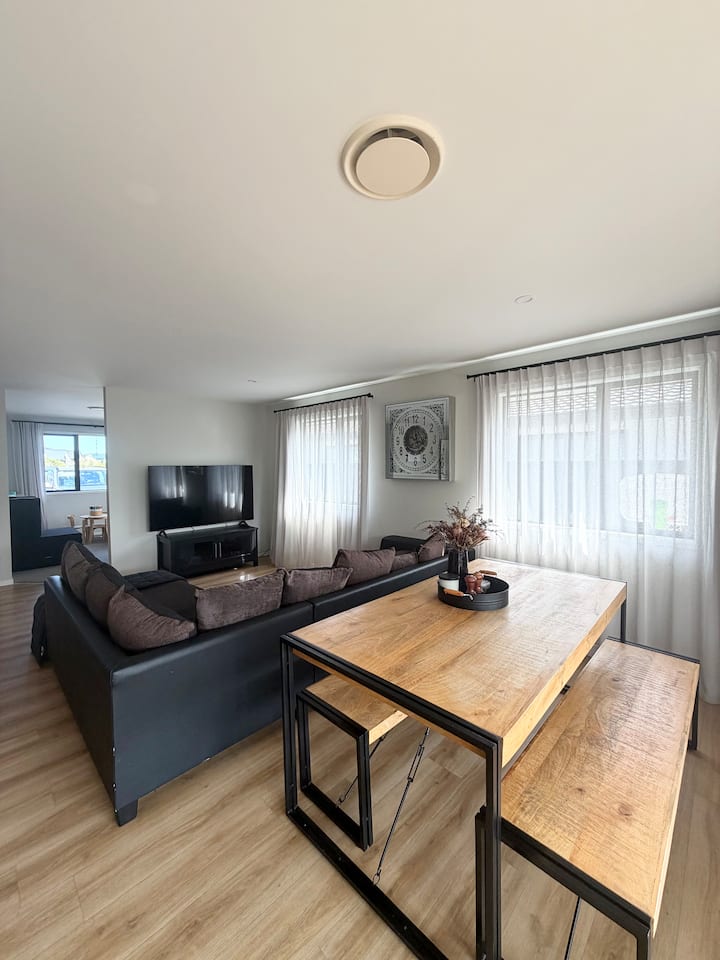 The Kotiate Nest | Family Friendly Stay In Pāpāmoa - Papamoa