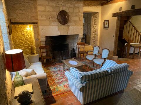 Charming Old Stone House in Limeuil