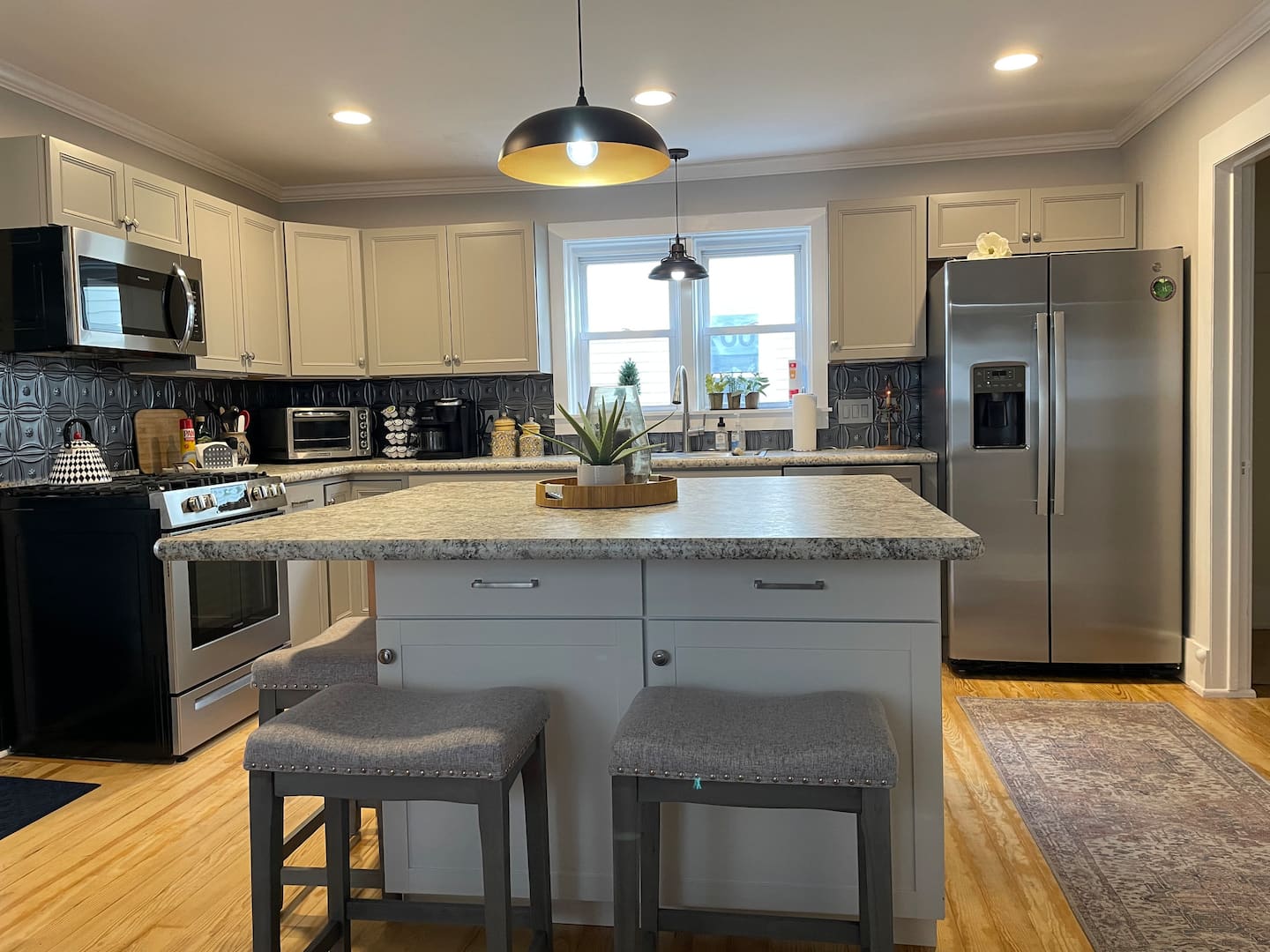 Entire home in Geneva, New York