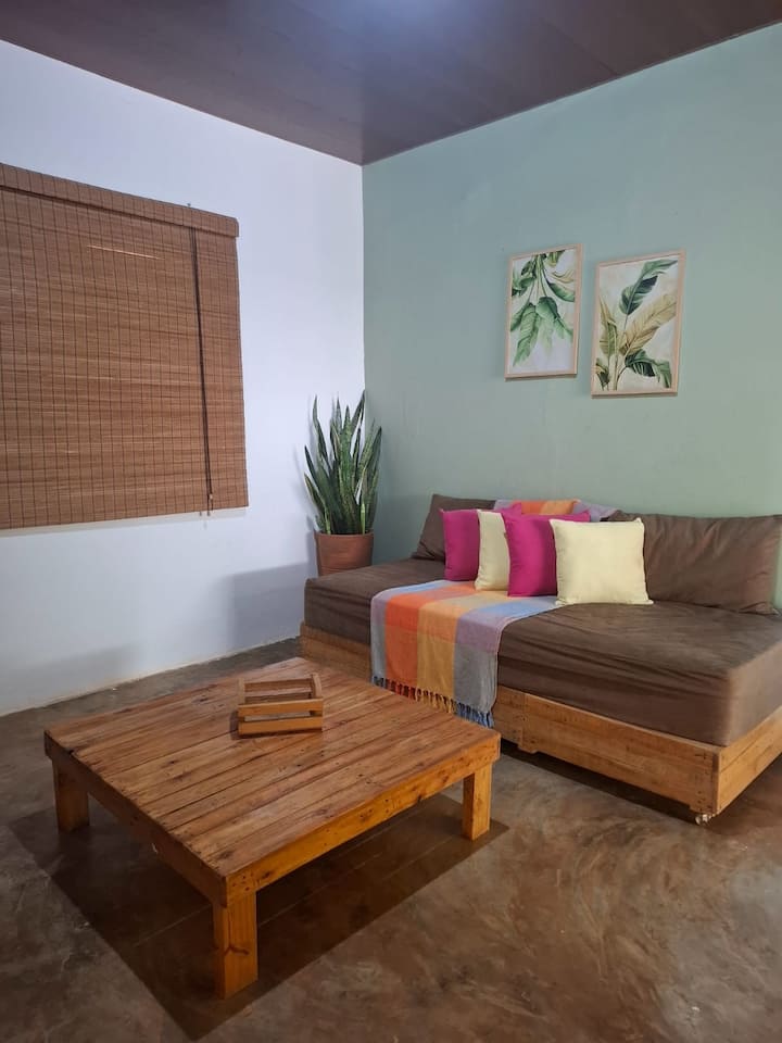 Casa, Piscina, Fogão De Lenha, Wi-fi, Fundos P Rio - Rondonópolis