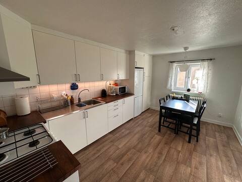 Successful Airbnb property: Cozy 50m² top floor apartment near Globe / 3Arena in Enskede årsta Vantör
