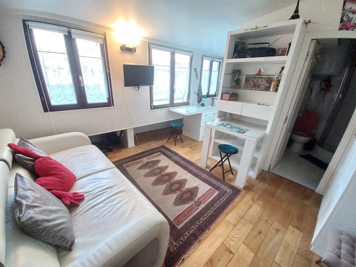 Beau Studio Calme, Cœur De Paris, Le Marais - Paris 9e Arrondissement