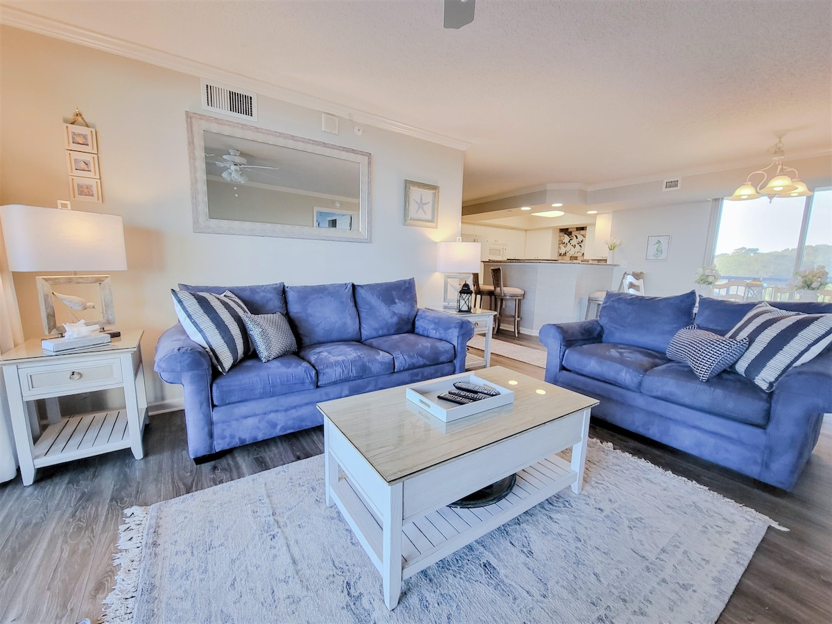 Huge 3BdRm Ocean View Unit-Full Access 209B