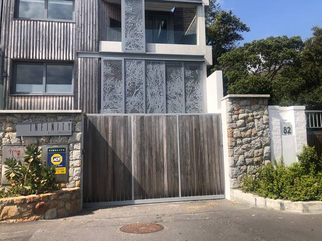 Water’s Edge Llandudno gallery image 2