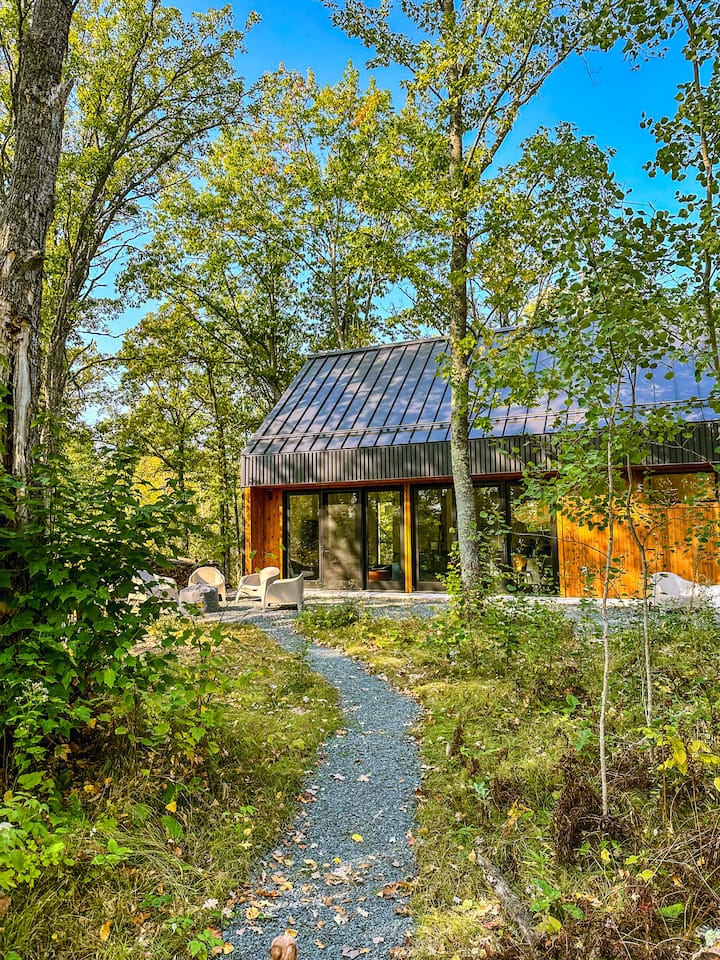 Designer Lakefront Cabin near Itasca State Park Cabins for Rent in