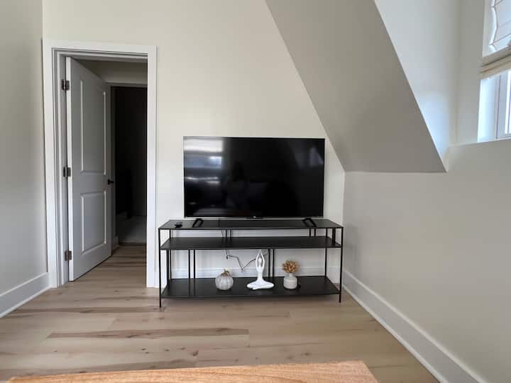 High End Loft With Views Of Gwb - Fort Lee, NJ