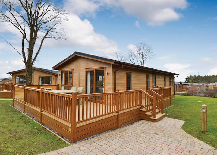 Cheddar Lodge Premier - Cheddar