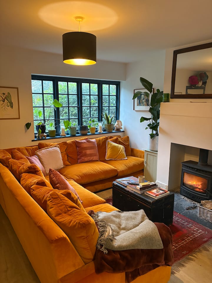 Chestnut Cottage - Guildford