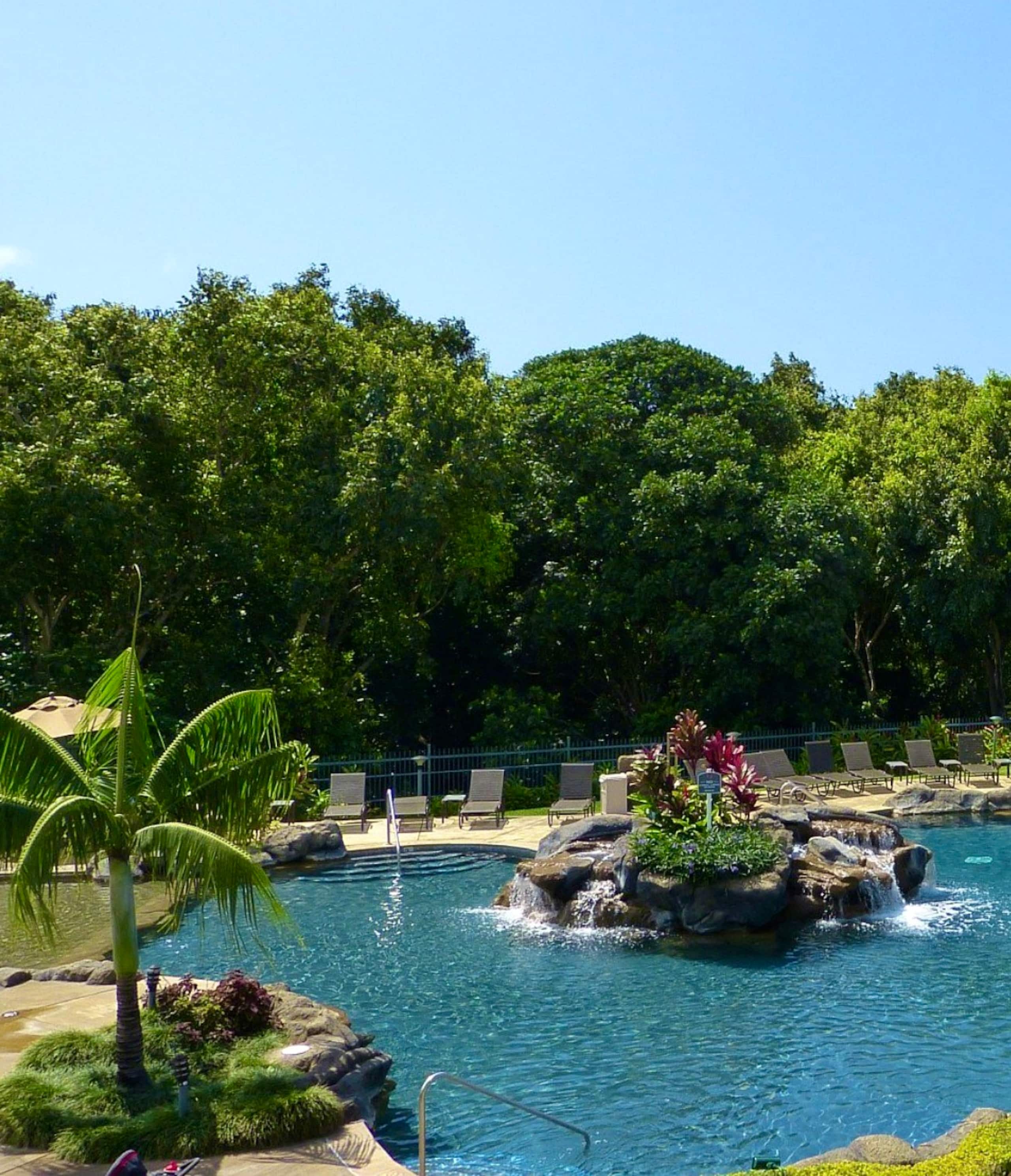 Resort in Princeville · ★5.0 · 2 bedrooms · 3 beds · 2 private baths - Image 47