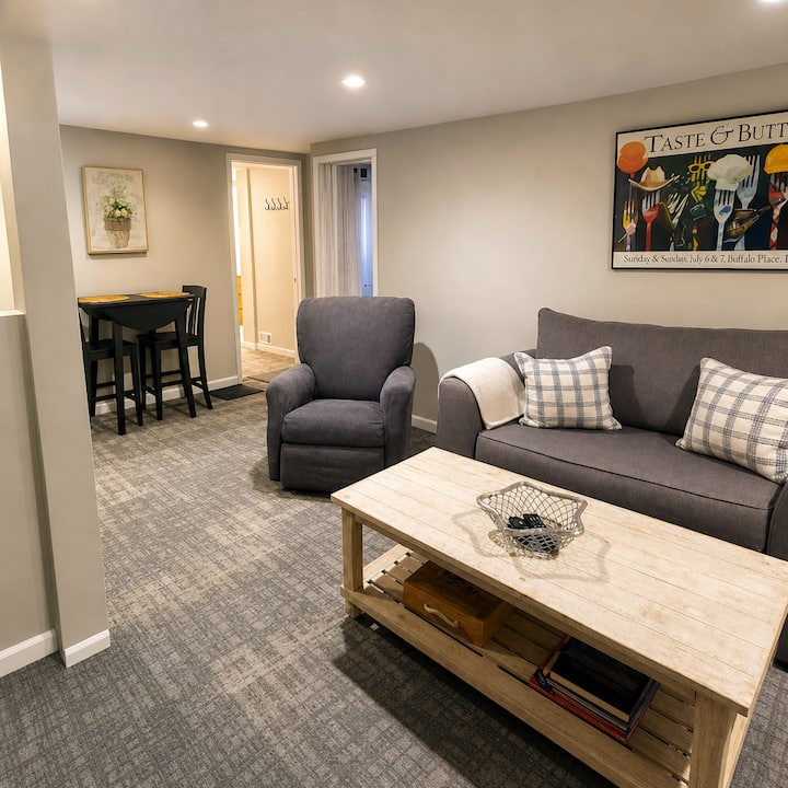 Private Bath/kitchenette/bedroom/living-no Sharing - Rochester, NY