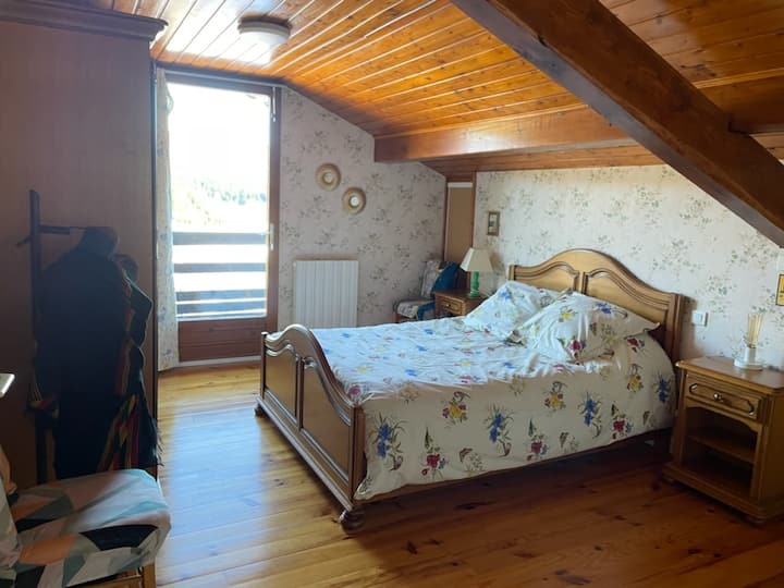 საძინებელი 1