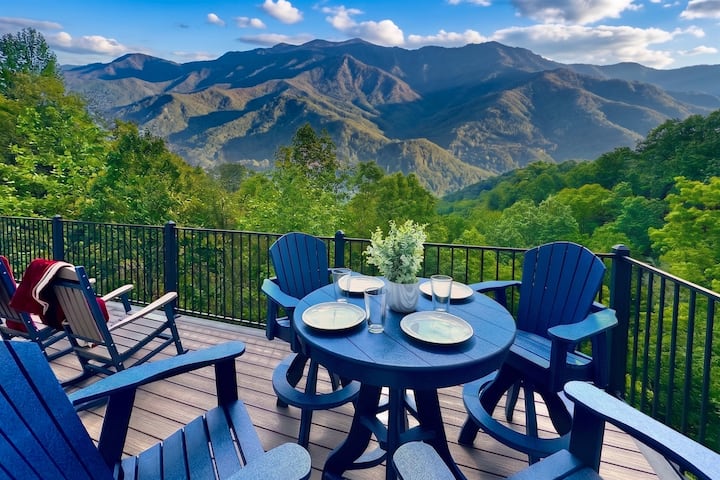 Gameroom・hottub・3 Pools・stunning View・sleeps 18+ - Gatlinburg, TN