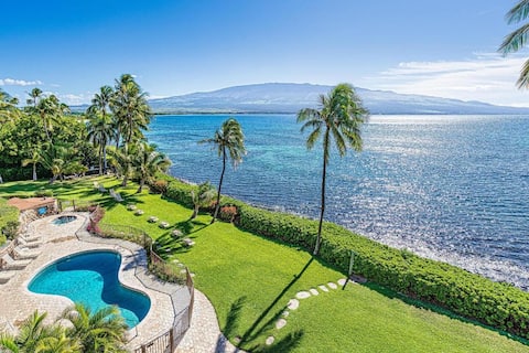 Steps to Beach! Renovated Oceanfront |Pool Hot Tub