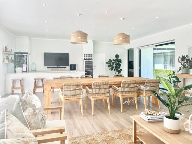 Family house Aurora Durbanville gallery image 3