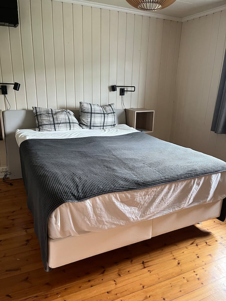 غرفة النوم 1