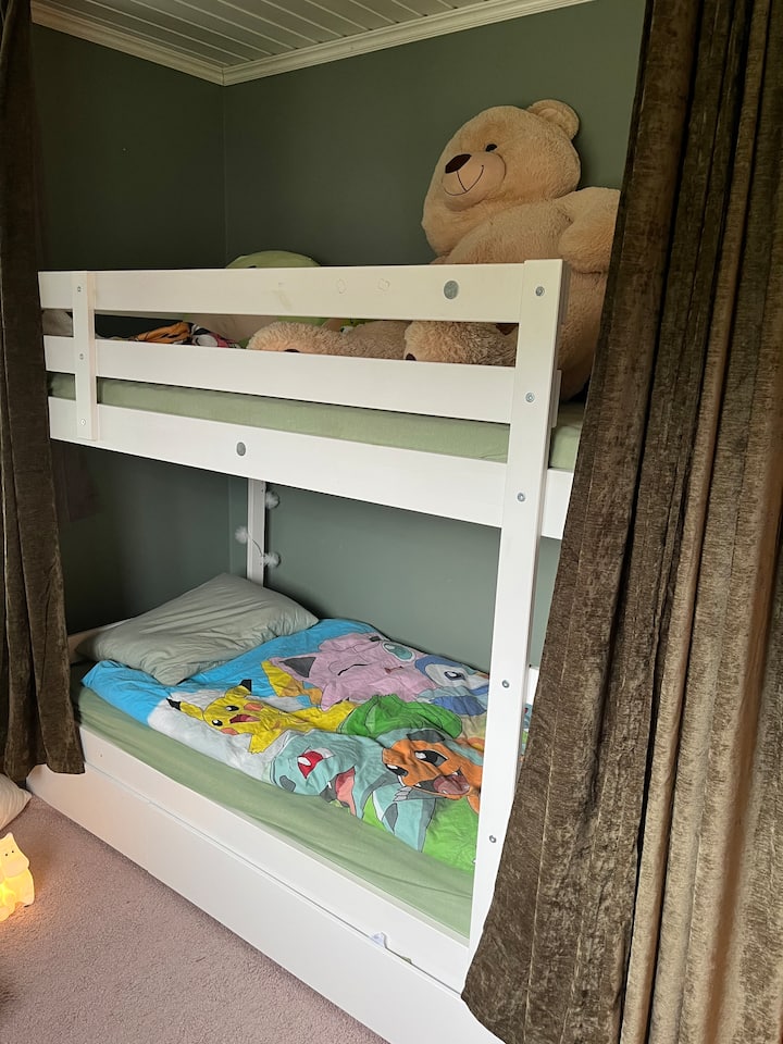 غرفة النوم 2