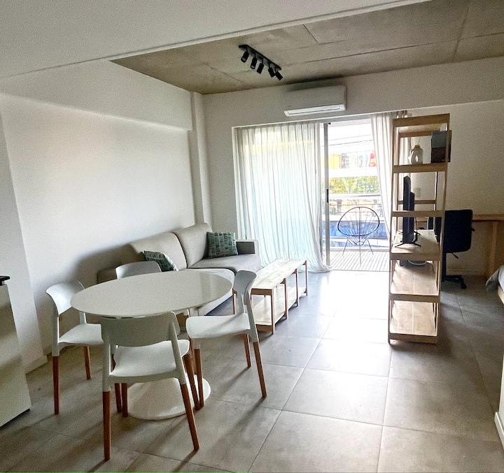 Departamento de 1,5 ambientes en Chacarita con balcón y terraza