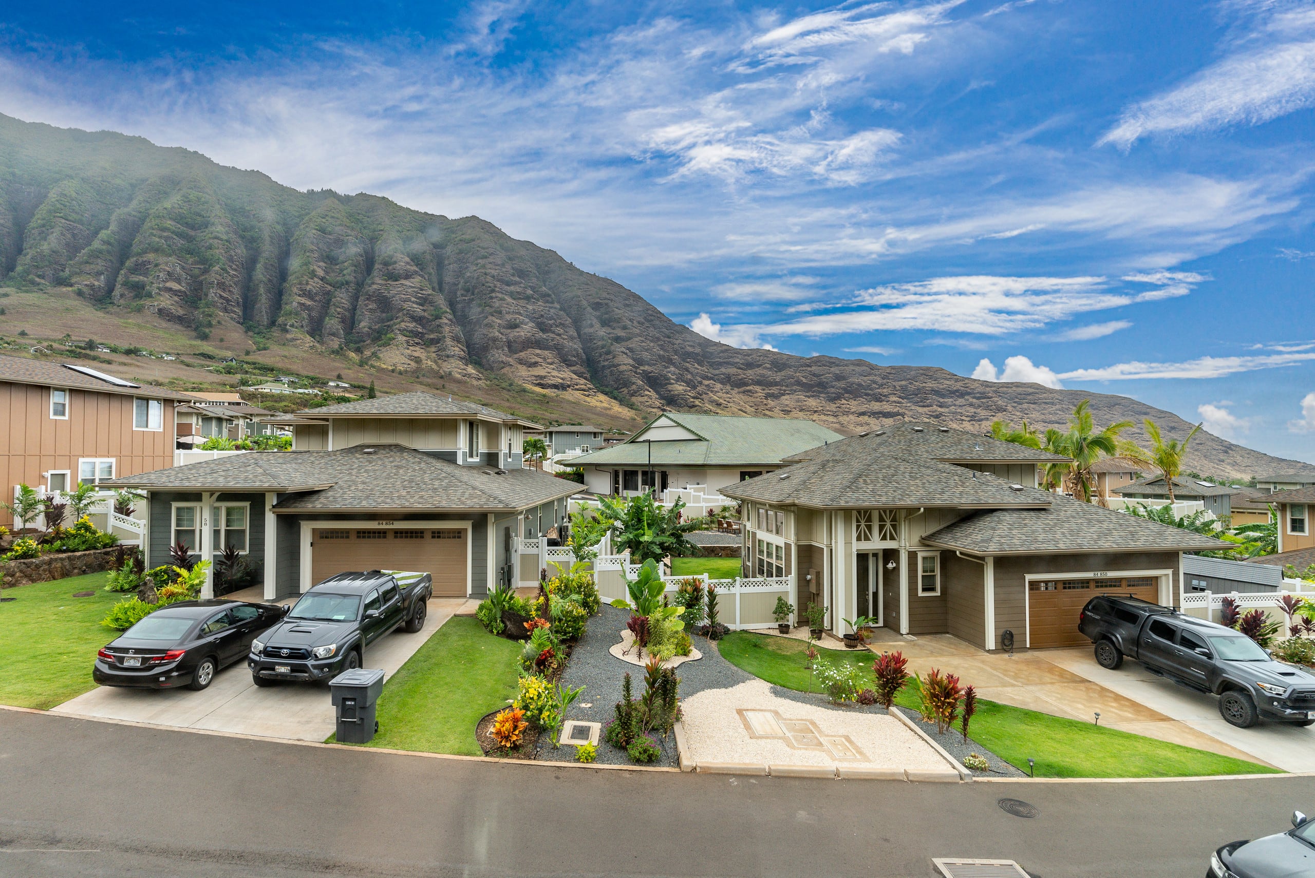 Home in Waianae · ★4.94 · 4 bedrooms · 7 beds · 2.5 private baths - Image 54