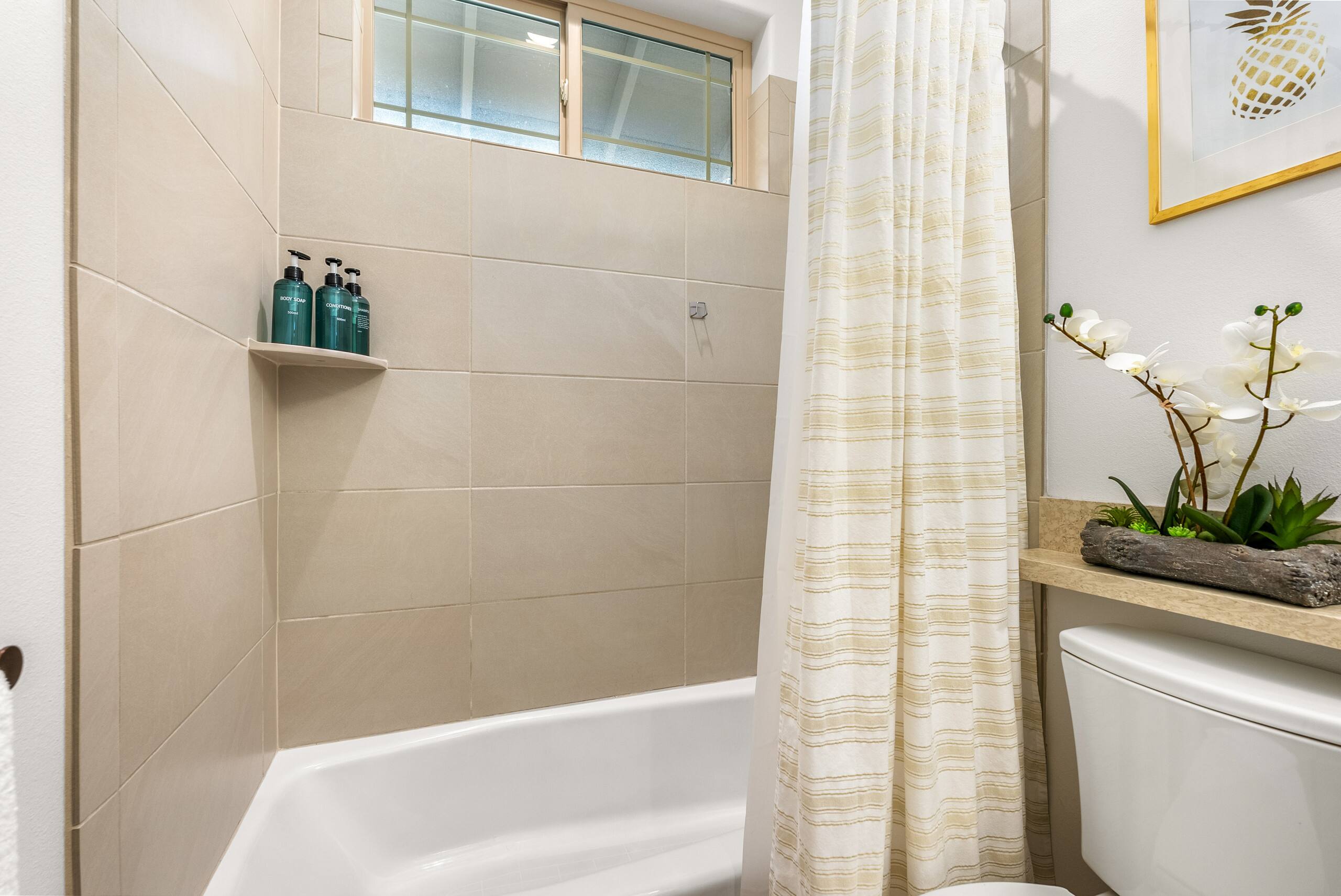 Home in Waianae · ★4.94 · 4 bedrooms · 7 beds · 2.5 private baths - Image 30