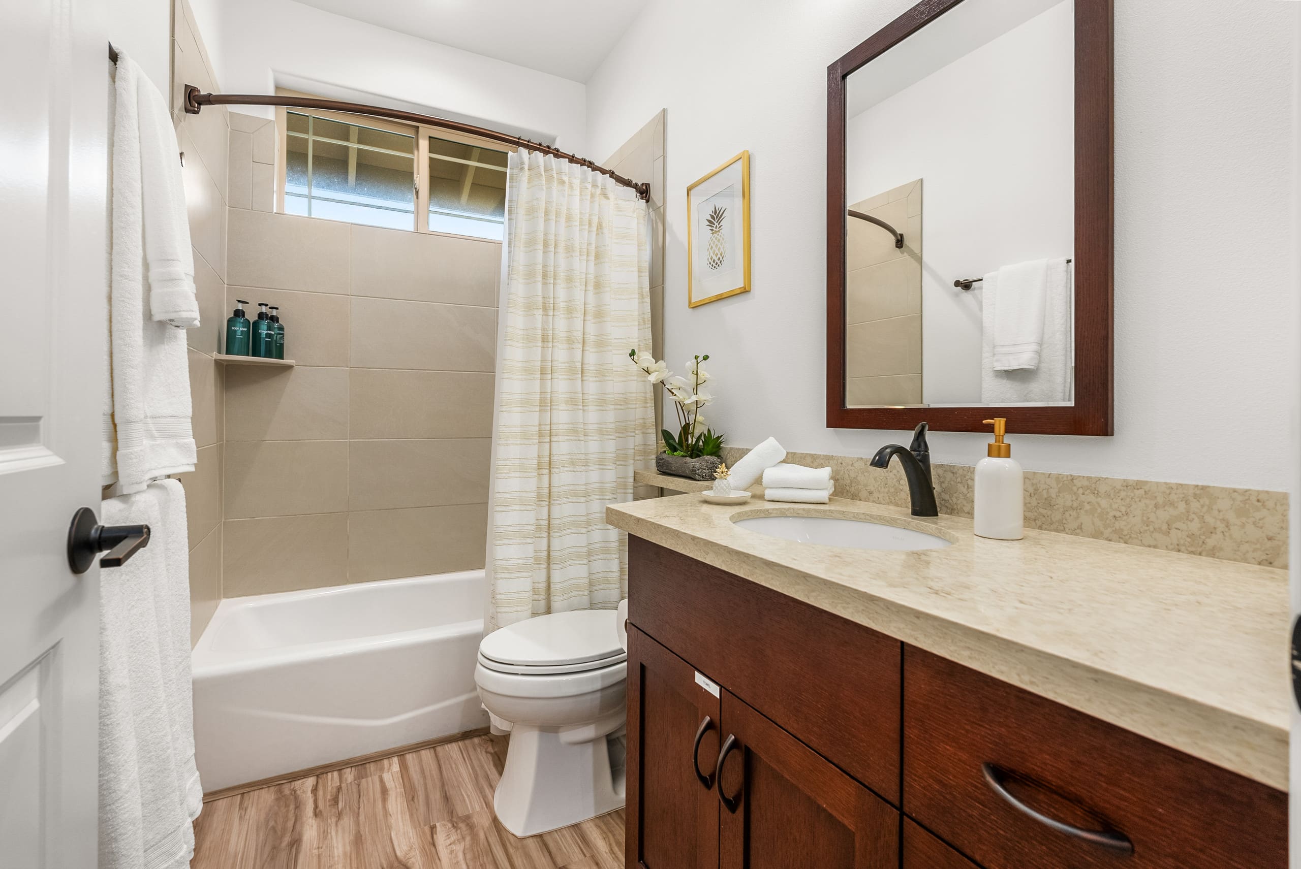 Home in Waianae · ★4.94 · 4 bedrooms · 7 beds · 2.5 private baths - Image 29