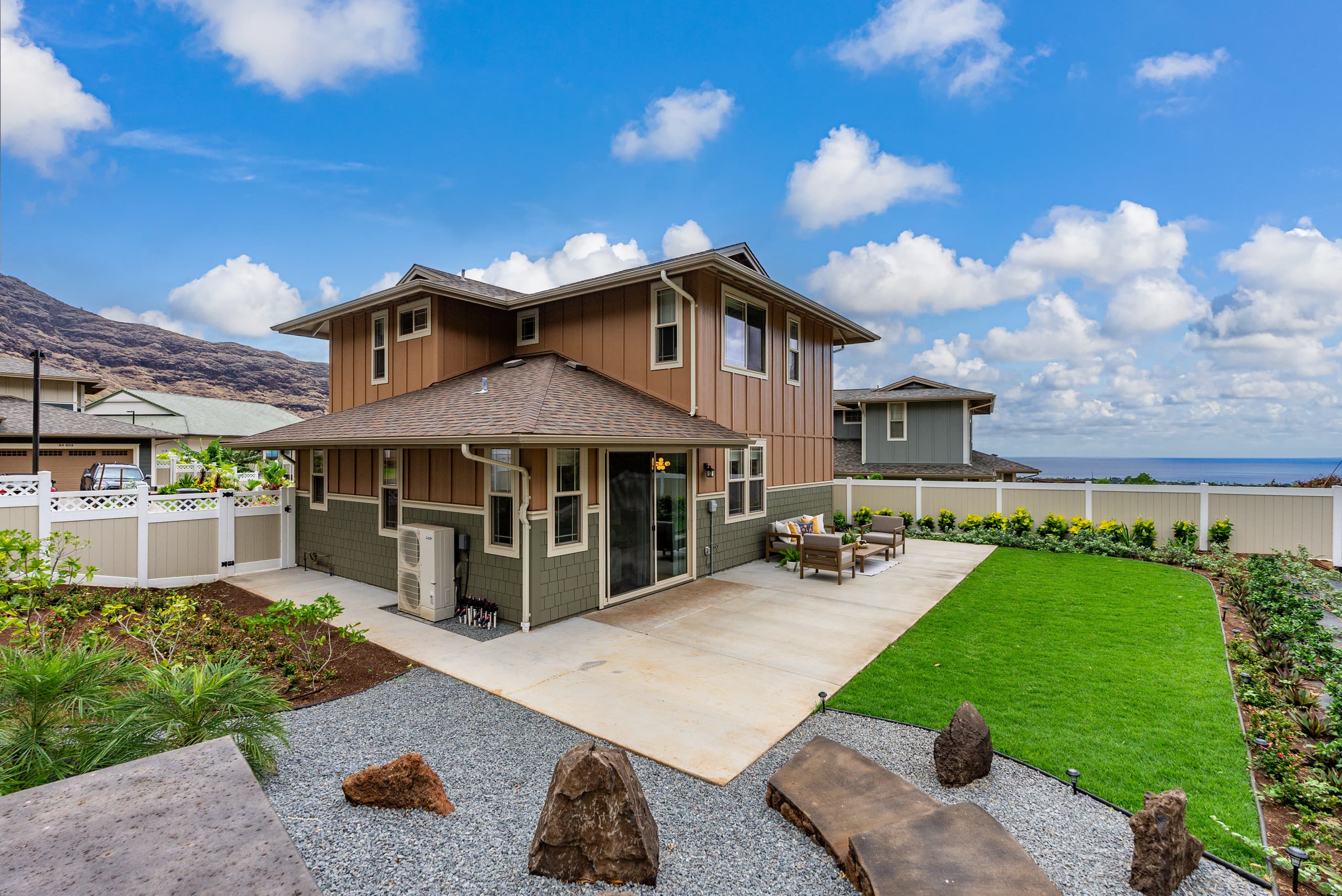 Home in Waianae · ★4.94 · 4 bedrooms · 7 beds · 2.5 private baths - Image 53
