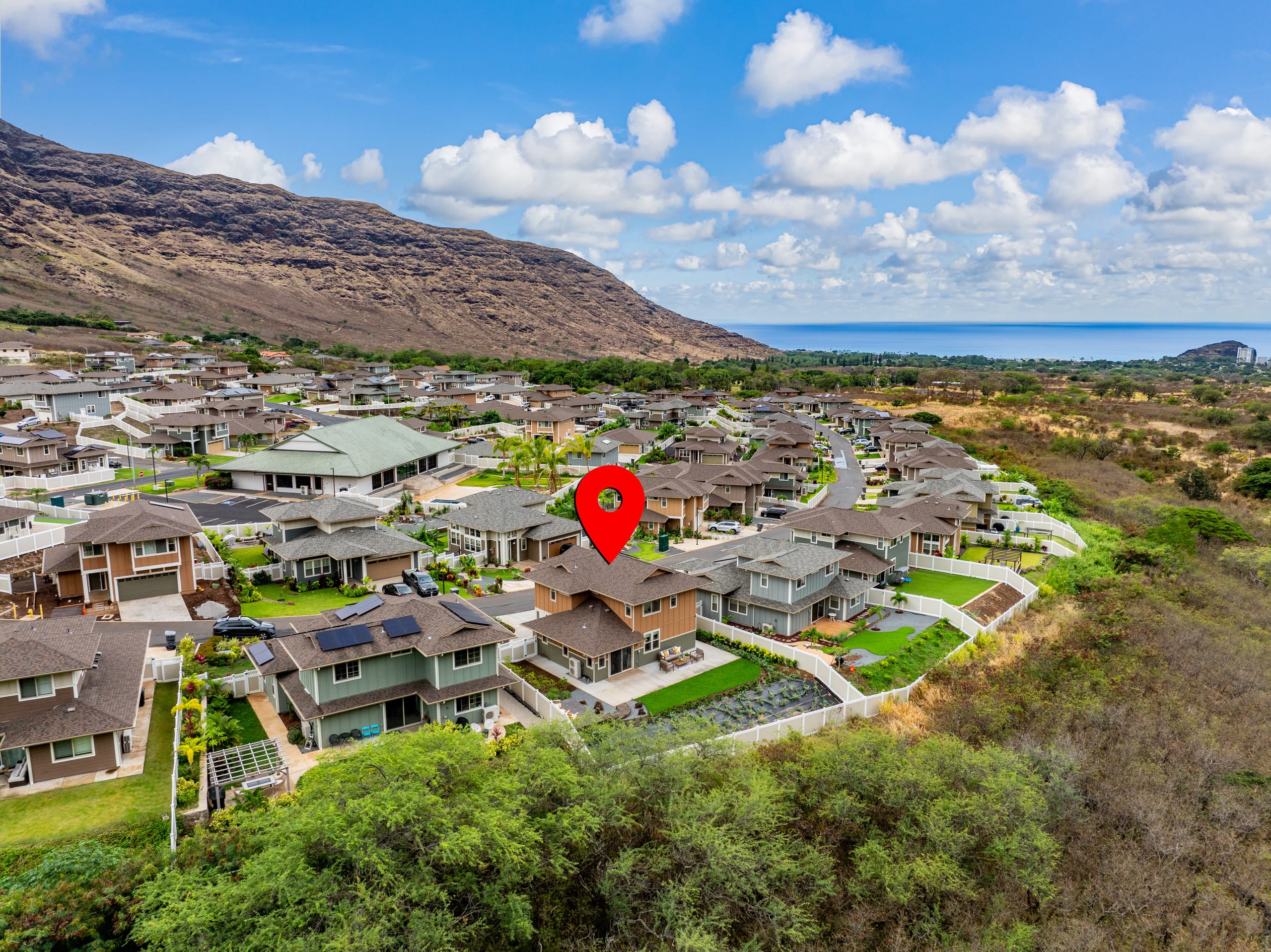 Home in Waianae · ★4.94 · 4 bedrooms · 7 beds · 2.5 private baths - Image 50
