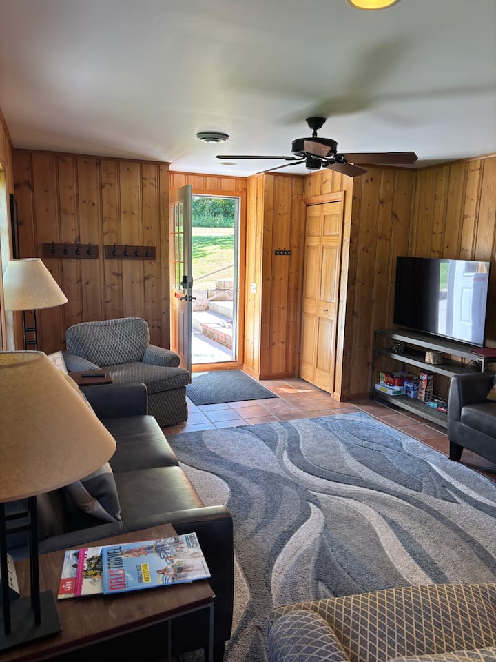 Barn Haven: Devil's Lake - Baraboo, WI