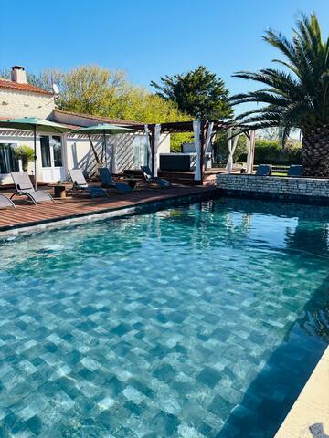 *Villa La Hulotte* 16 pers, 5 km from the beaches*
