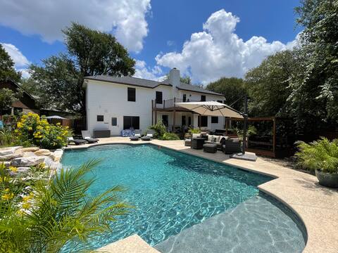 Hestia-4bd/5bath, Pool,HotTub,Pooltable,Pets!