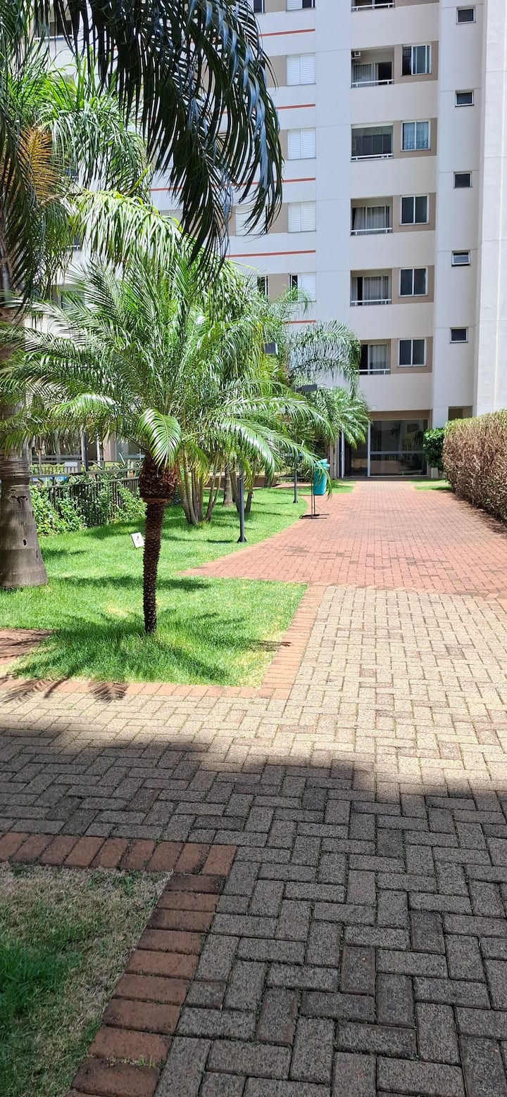Apto De 2 Quartos Gleba Palhano - Londrina