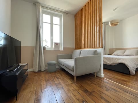 Successful Airbnb property: Chic & Cosy Cocoon, 15mn from Paris in Asnières Sur Seine