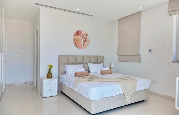 写真はマーケティングを目的としています。  特定のベッドの手配リクエストは、それに応じて宿泊施設を準備するために事前にお知らせいただく必要があります。 