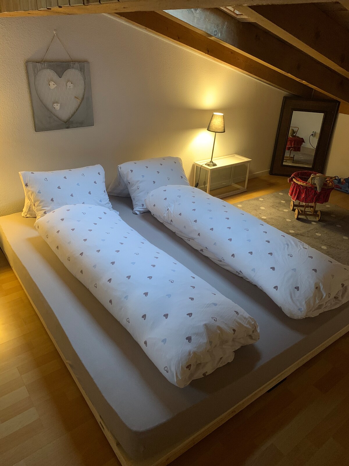 يتوفر التعتيم.