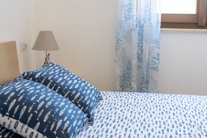 Double bedroom - marine details