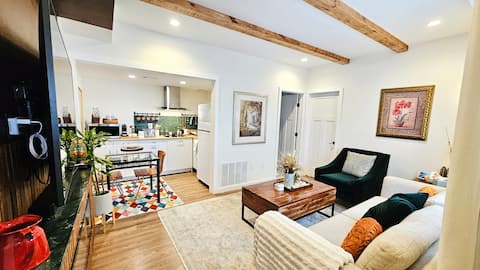 Antique-Inspired Takoma Park Hideaway near Metro
