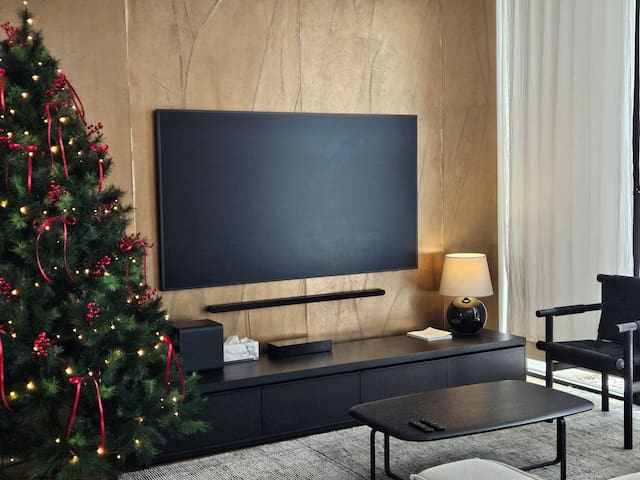 3 Levels Near Airport/Beach/City (FREE City Park*)