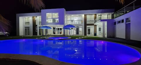 Mansion by the Sea Monterrico