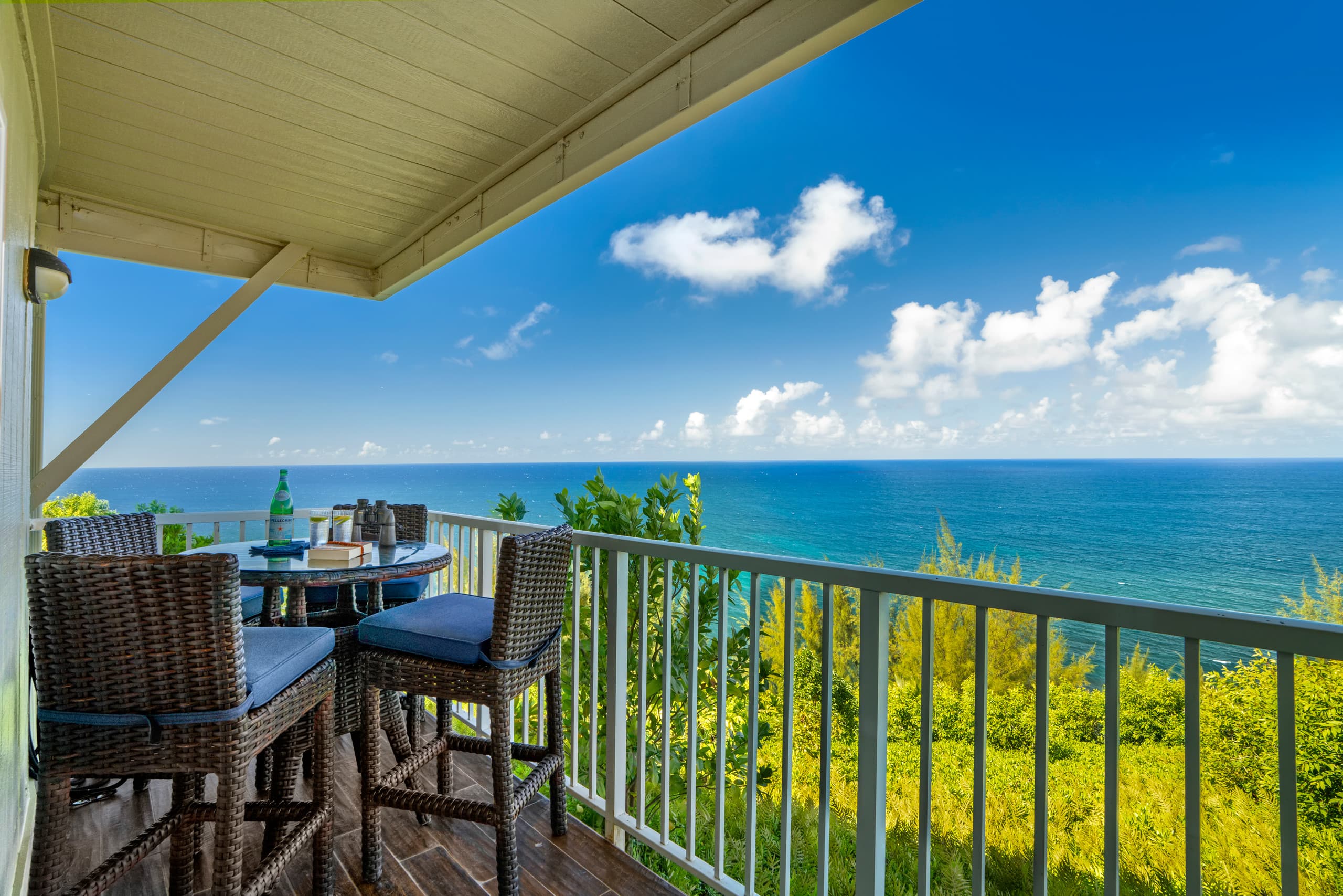 Condo in Princeville · ★4.96 · 2 bedrooms · 2 beds · 2 baths - Image 23