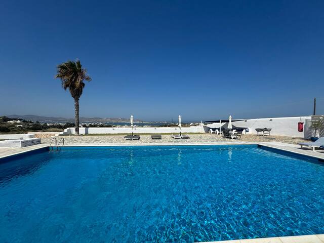 Villa Paros vue extraordinaire ! gallery image 3