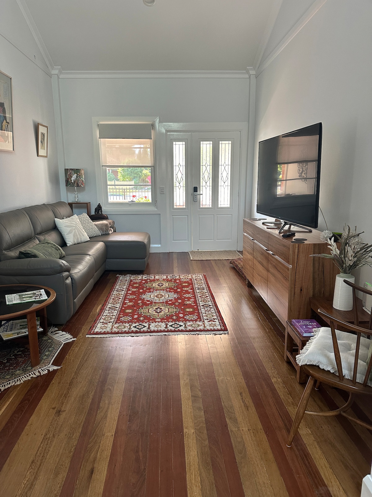 Beliebte Airbnb-Anzeige: Central Bliss- Stay in Style- walk to Mt Panorama in Bathurst