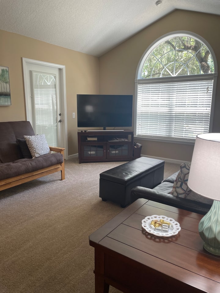 Private Apartment - Jacksonville
